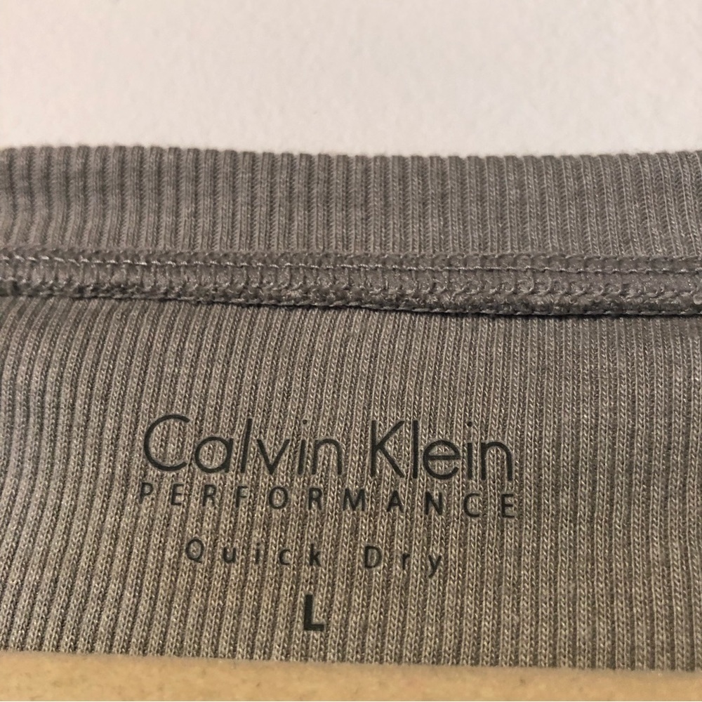 Calvin Klein Performance Net Top - Picture 4 of 7